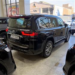 تويوتا لاندكروزر